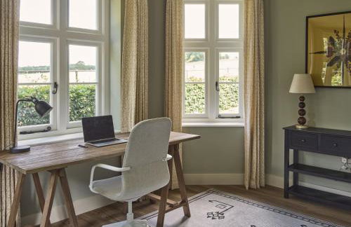 Bridge House at Woodhall Estate - Photo 8