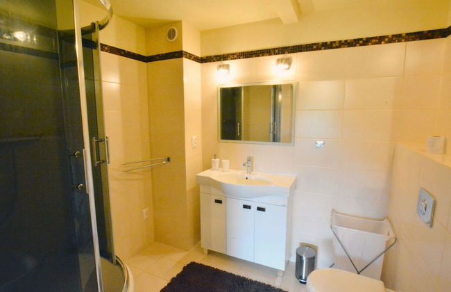 Comfy Holiday Home for 5 People in Plesna - Photo 14