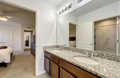 Solterra Resort Davenport FL Clubhouse Area - 7 Bedroom 6 Bath Home with Private Pool Spa - Lazy River 20 min from Disney - Foto 51