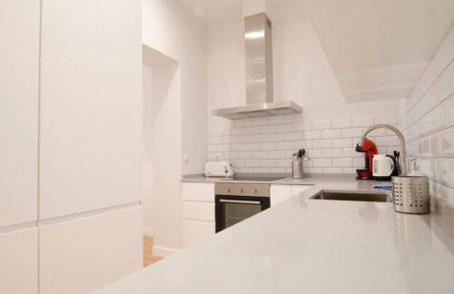 Increíble nuevo 3BD 2BTH - Centro de la ciudad - Foto 11