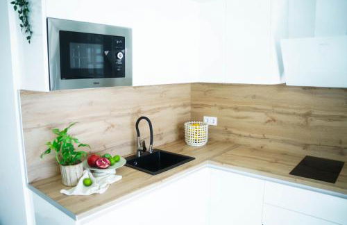 Coral Suite Plaza - Photo 10