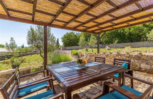 Rustic Holiday house Harmonie with private pool and large garden - Kapovci, Island Krk - Foto 14