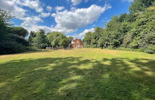 The Cottage, Marlow - Photo 33