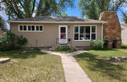 Cozy Tree-Area Home in Laramie - Foto 3