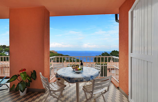 Capo d'Arco - Photo 1