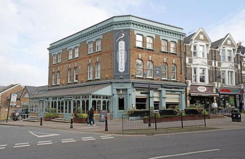 Idyllic Stylish Apartment with Fast Speed Broadband & Free Parking - Foto 26