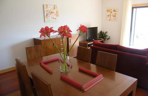 Luxurious first floor apartment with balconies overlooking pool and gardens. - Foto 24