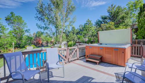 Deep Blue Spacious Escape w Hot Tub & Playground - Foto 1