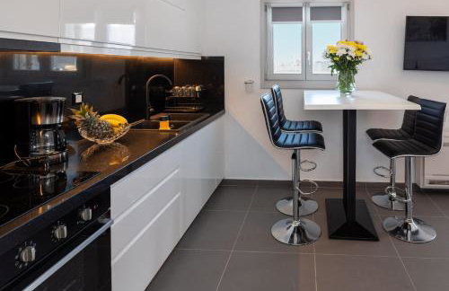 G & W Suites - Photo 36