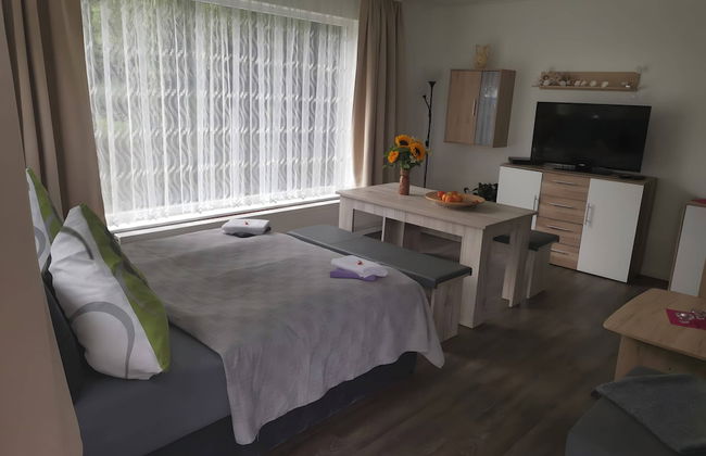 Lakeside Escape With Garden Fun - Foto 5