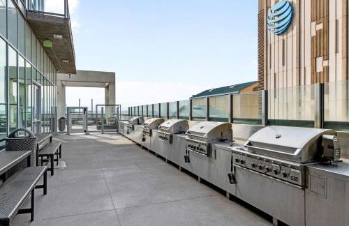 Spire - Unit 1810 - Foto 35