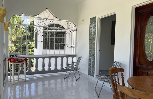 Thebreeze can Accommodate up to 30 People - Photo 12