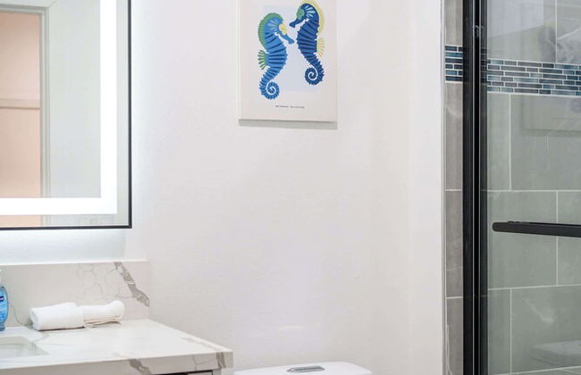 Not Affected by the Fire/modern 5BR Home With Parking, Near LA Attractions #4 - Foto 43