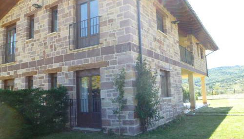 Casa rural LLOSA Planta PRIMERA y Planta BAJA - Foto 1