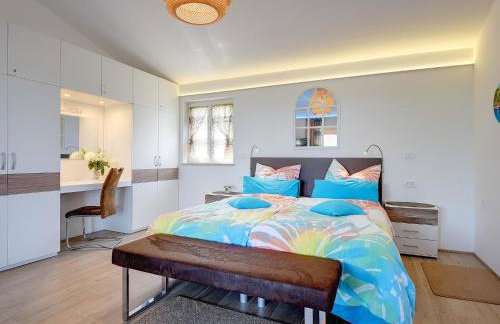 Villa in Novigrad with Pool near Beach - Foto 11