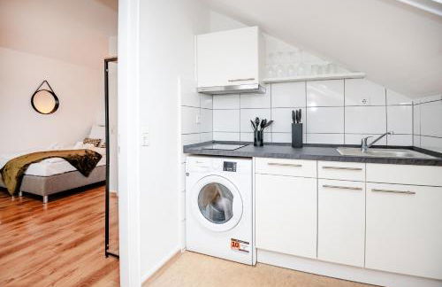 Artful Apartment - Photo 8