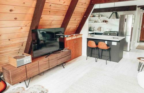 Mid Century Modern Cabin - The Tahoe A-Frame - Foto 4