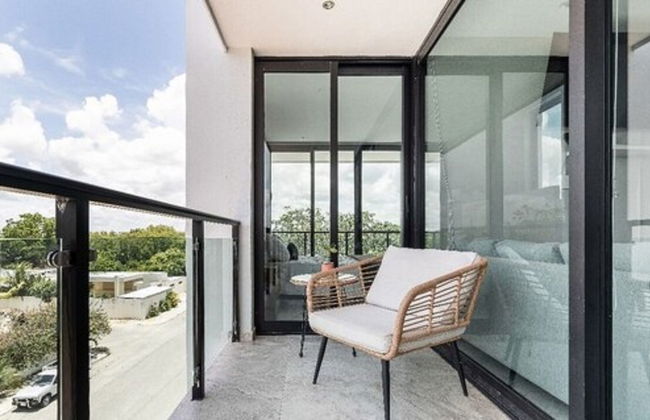 Level luxury condos - Photo 38