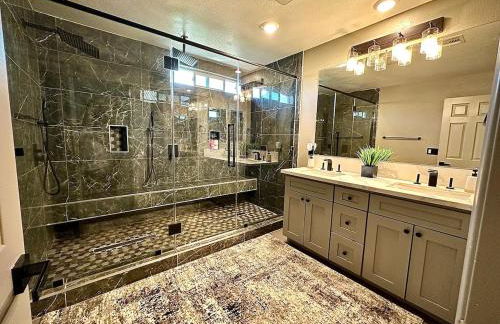 Stylish desert oasis Your serene get away - Foto 17