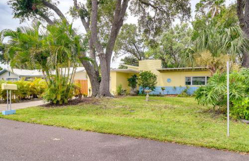 1 Mi to Madeira Beach Getaway with Patio and Grill - Foto 23