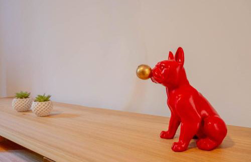 Velvet & Marble - Stylish Luxury City Center Apartment - Photo 2