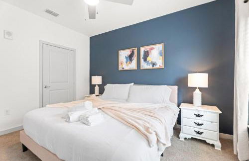 Trendy 1BR Apt with King Bed Pool Gym and Close to Beach - Foto 15