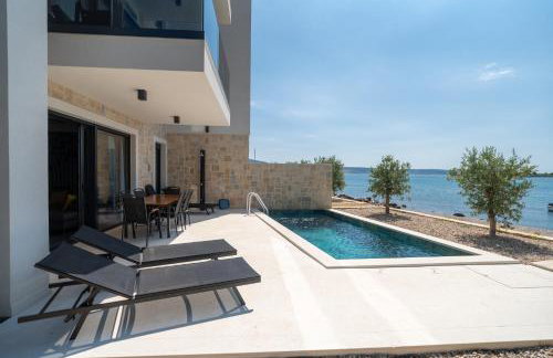 Beachfront Escape Villa Nevera - Foto 48