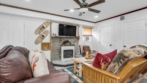 Rustic Lakehouse - Firepit & Funhouse - Foto 2