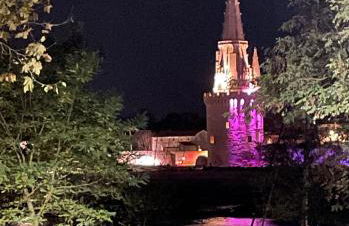 Vue exceptionnelle sur les Tours ! Charme et tranquillité - Foto 13