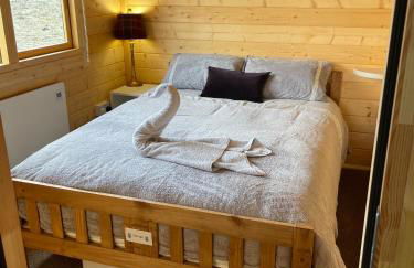 Cosy 2 BR cabin on coast private hot tub ' Driftwood ' - Photo 8