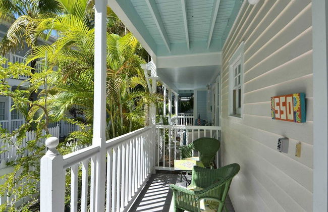 Breezy Bungalow by Avantstay Close 2 Zachary Taylor State Park & Beach w/ Shared Pool Week Long Stays - Foto 18