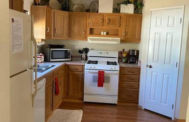 Lake House - Photo 9