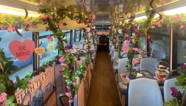 London Afternoon Tea Bus - Photo 2