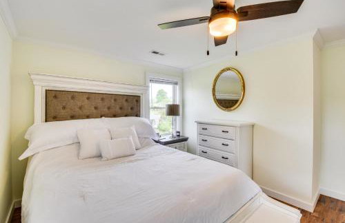 Cozy Fair Play Home with Deck 4 Mi to Lake Hartwell! - Foto 13