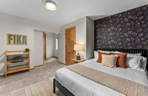 Luxury Mountain Views, hot tub, peaceful retreat - Foto 44