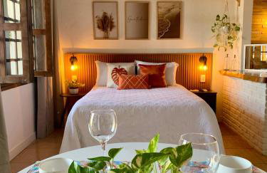 Suíte frente mar com cozinha e quintal pés na areia - Foto 1