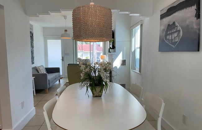 Cozy and Super Location 2 BR - Photo 24