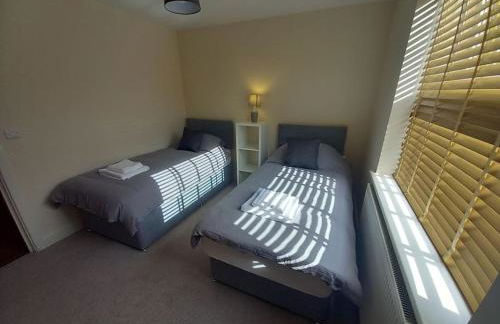 Comfortable and spacious 2 bedrooms Free parking - Foto 7