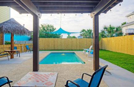 Private Pool, Yard, Deck, by the Nature Preserve! Tipsy Flipper by Avantstay - Photo 46