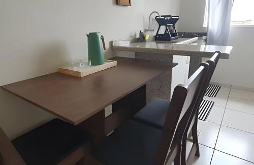 Apto Charmosinho em Maringá - Foto 11