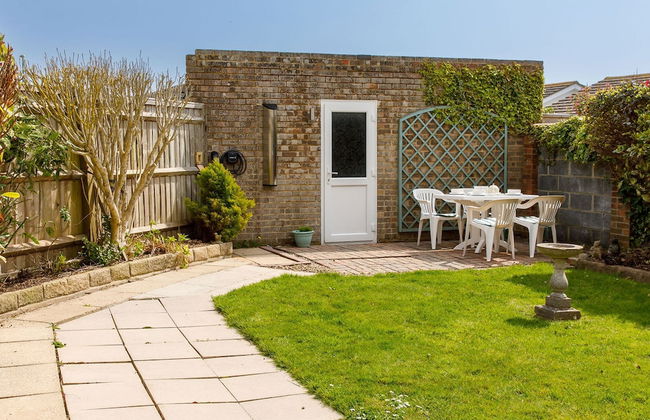 Seaside Retreat 2 Mins to Beach - Photo 21