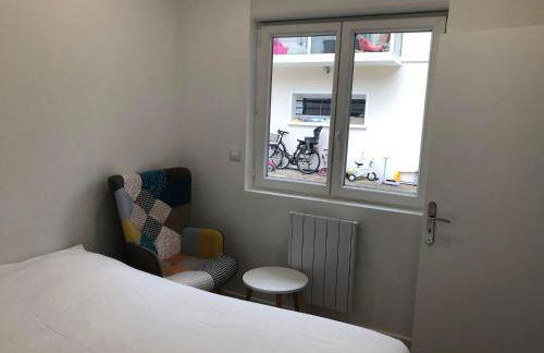 F2 équipé, 15mn de Paris, parking, climatisation - Foto 9