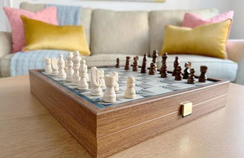 Sunny & Playful Carriage House in Downtown Savannah Stay Here and Walk Everywhere - Foto 24