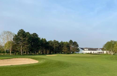 La Parenthèse Suites - appartement luxueux avec sauna et baignoire balnéo - Foto 17
