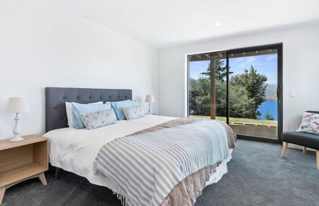 Newly Built Luxe House with Magnificent View - Foto 7