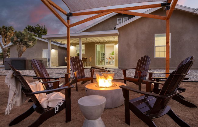 Chuckwalla by Avantstay Joshua Tree Haven w Hot Tub Modern Interior - Foto 22