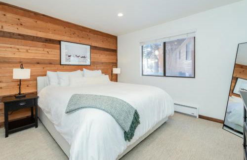 Snowflower 12 - Photo 8