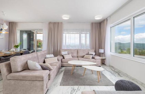 Nice Home In Udbina With Sauna - Photo 23