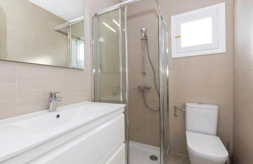 Chalet a 150m de la playa y piscina privada - Foto 19