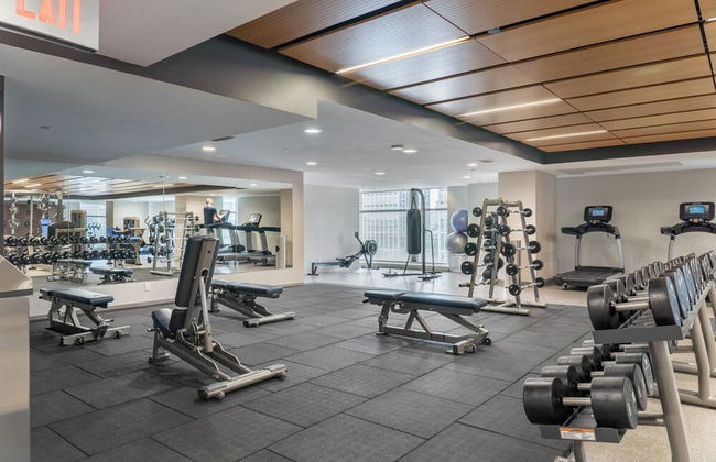 By Stampede Free Parking Banff Pass Wine More - Photo 62